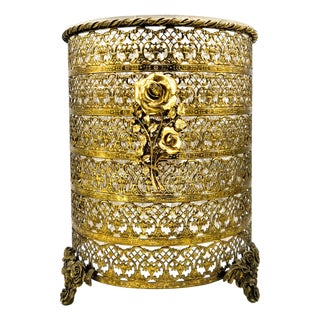 Vintage Brass Filigree Wastebasket With Rose Motif & Acrylic Liner – Hollywood Regency / Romantic For Sale