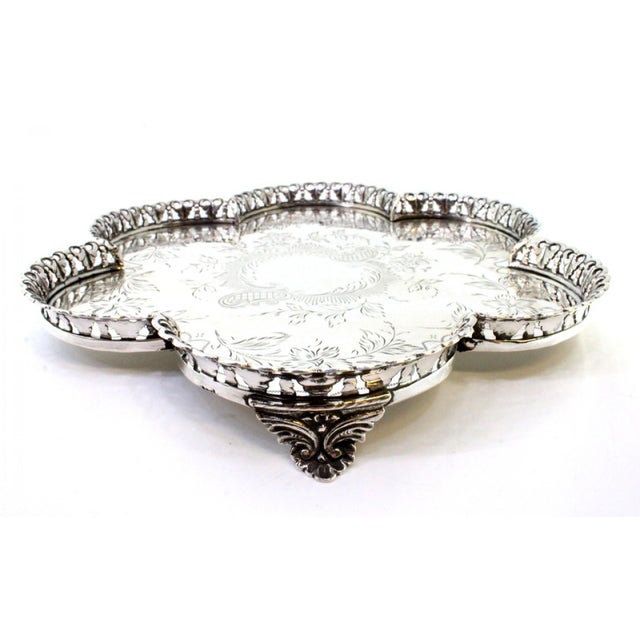 Lobed-Shaped Silver Ticket Holder with a Grid, Engraved Floral Motifs and Monogram Card For Sale - Image 4 of 9