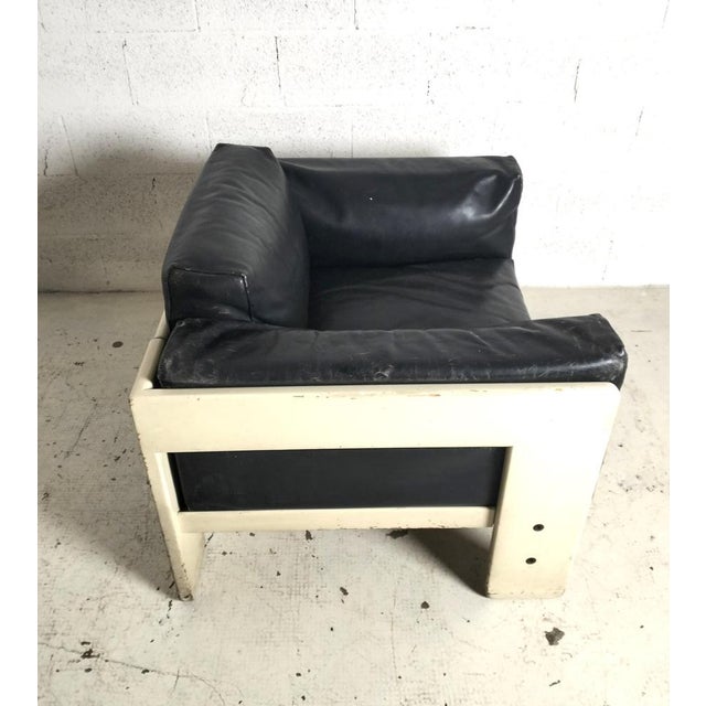 When Tobia Scarpa first designed the Bastiano Sofa in 1962, he wanted to provide seating that was sophisticated and...