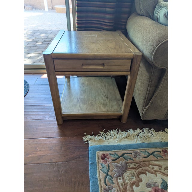 Wood 1980s Thomasville 4 Piece Light Oak Living Room Tables: 2 End Tables, Sofa Console Table and Square Glass Coffee Table For Sale - Image 7 of 13