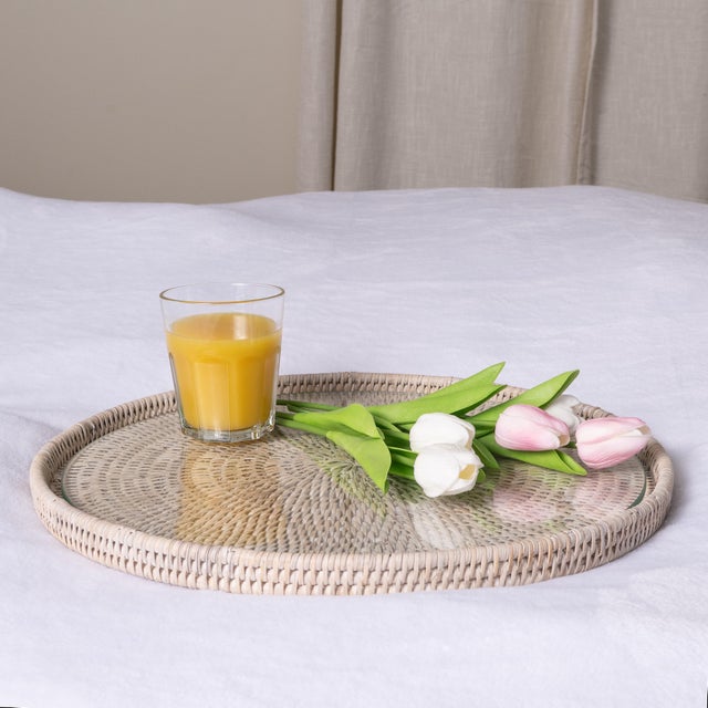 Artifacts Rattan 16" Round Serving Tray, White Wash with Glass Insert For Sale - Image 10 of 12