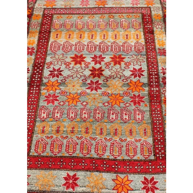Early 20th Century Antique Persian Hamadan Rug With Colorful Star Motif and Repeating Medallion For Sale - Image 5 of 12