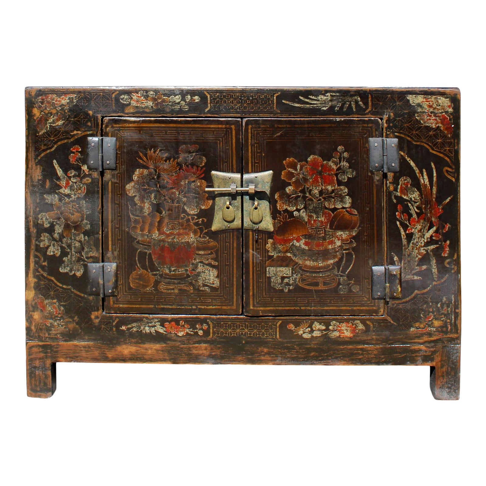 Oriental Chinoiseries Distressed Flower Black Low Tv Console
