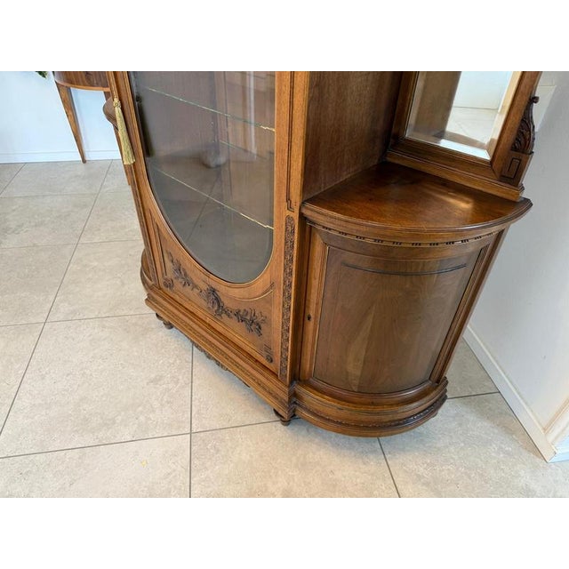 Display Cabinet in Pine For Sale - Image 15 of 18