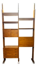 Example of Modular Shelving