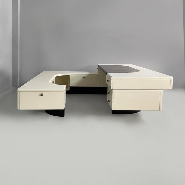 Italian Modern Wood, Steel and Leather Desk attributed by Fabio Lenci, 1970s For Sale - Image 4 of 18