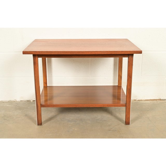 Paul McCobb for Calvin Furniture Linear Group Walnut Two-Tier Side Table, 1950s For Sale - Image 10 of 12