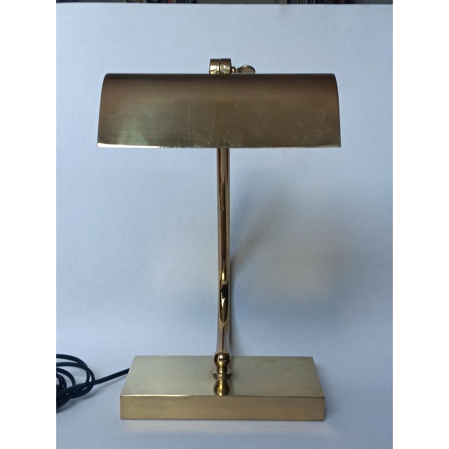 Vintage Bankers Desk Lamp in Brass, 1960s, in Good conditions. Designed 1960 to 1969 Up to 250V (Europe/UK Standard).The...