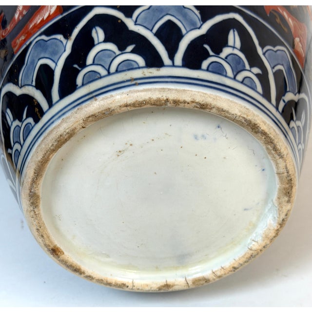 White Large Meiji Period Imari Porcelain Garden Landscape Vase, Attributed to Fukagawa For Sale - Image 8 of 16