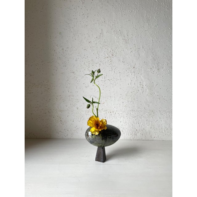 Abstract Contemporary Abstract Ceramic Suclpture Egg Vase Black For Sale - Image 3 of 14