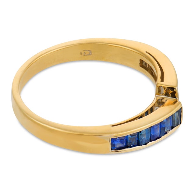 1980s Vintage Diamond Sapphire 18k Yellow Gold Band, Size 6.5 For Sale - Image 5 of 7