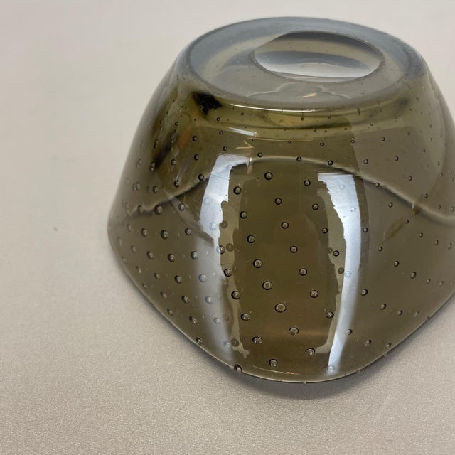 Green Glass Bullicante Bowl or Ashtray attributed to Venini, Italy, 1970s For Sale - Image 18 of 18