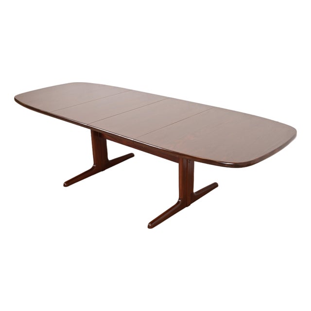 Skovby Danish Modern Sculpted Rosewood Extension Dining Table, Newly Refinished For Sale