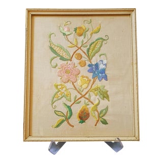 Vintage 1970s Framed Jacobean Crewel Embroidery Wall Art, Hand Stitched Wool on Linen Floral Needlework, Distressed Cream Shabby Chic Frame For Sale