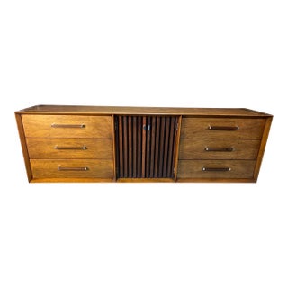 Lane Tower Suite Long Dresser Designed by Dave Parmalee 1970's For Sale