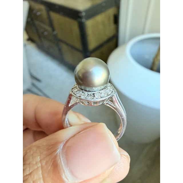 Metal Tahitian Pearl and Diamond 14 Karat White Gold Ring, Size 7 For Sale - Image 7 of 10