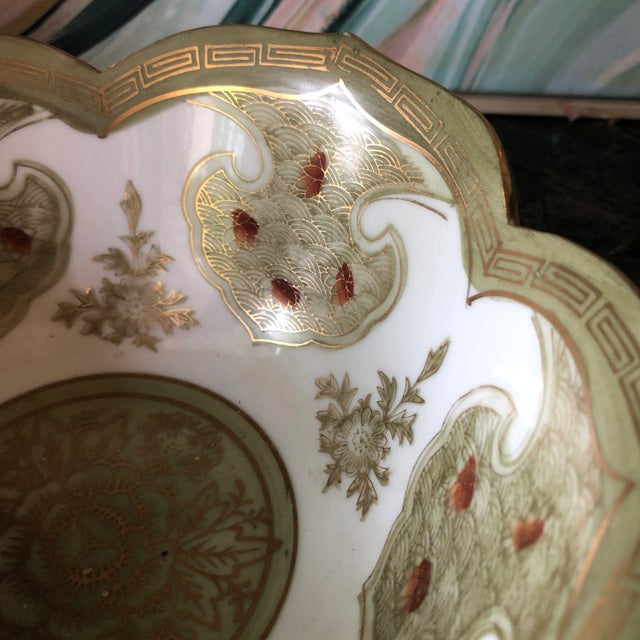 Gorgeous green chinoiserie bowl with Greek key details. Perfect as a catchall or special interior design accessory.