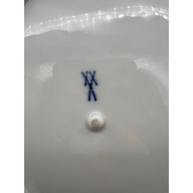 Meissen Blue Onion Leaf Dish Vintage Collectible For Sale In Washington DC - Image 6 of 12