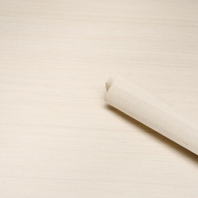 Schumacher SAMPLE - Schumacher Musa Abaca Wallpaper In Ivory For Sale - Image 4 of 7