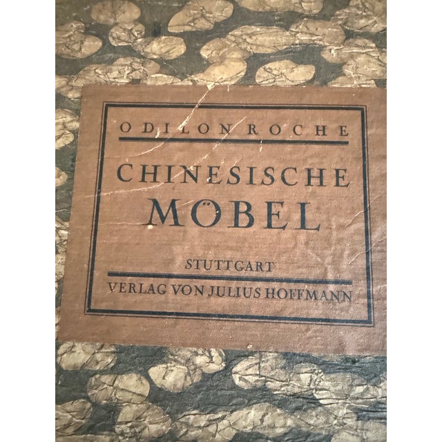 Chinesische Möbel. Vierundfünzig Lichtdrucktafeln nebst Vorwort und Register herausgegeben von Odilon Roche. (Chinese...