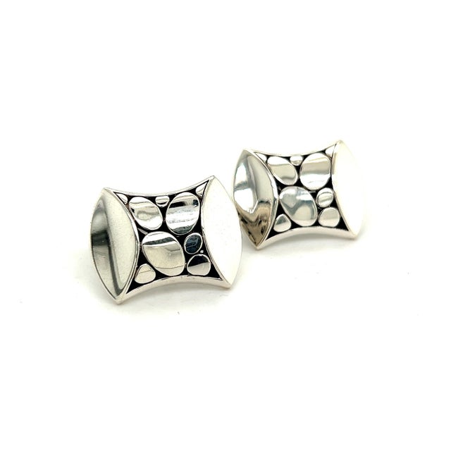 1990s Pair of John Hardy Estate Mens Pebble Cufflinks Sterling Silver For Sale - Image 4 of 8