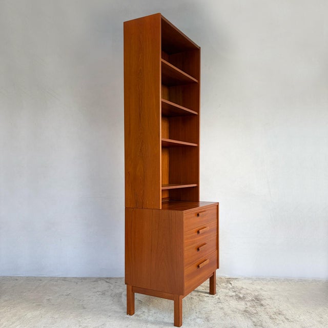 Mid-Century Modern Domi Monté Teak Bookcase with Four-Drawer Chest by Nils Jonsson for Troeds, 1960s For Sale - Image 3 of 12