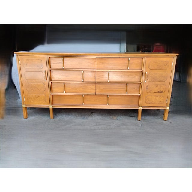 Mid 20th Century Thomasville Tamerlane Burlwood Dresser Credenza Sideboard Bedroom Furniture For Sale - Image 12 of 14