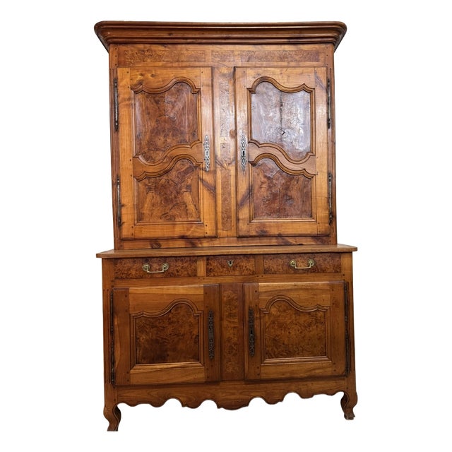 Bressan Louis XV in Walnut and Elm 2-Body Buffet For Sale