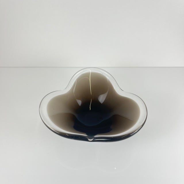 1970s Free-Form Blown Smoked Glass Bowl, 1970 For Sale - Image 5 of 9