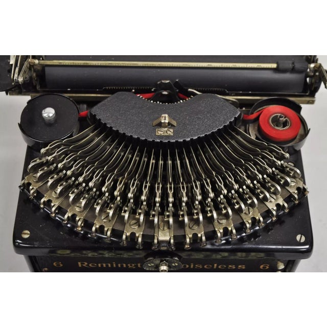 Antique 1930s Remington Noiseless Model 6 Black Typewriter For Sale In Philadelphia - Image 6 of 11