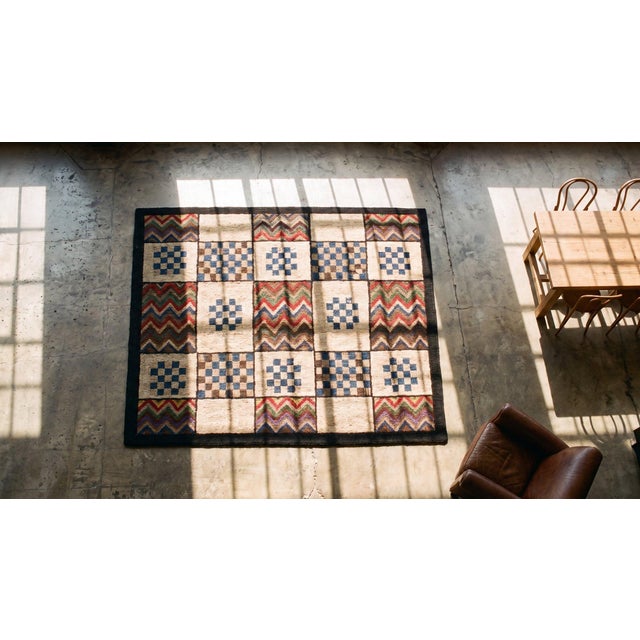 Superb Multi Color With Prticular Geometric Design Antique American Hooked Rug. For Sale - Image 13 of 15