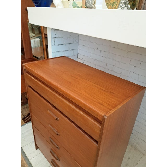 Mid-Century Danish Chest of Drawers in Teak from William Lawrence, 1960s For Sale - Image 15 of 18