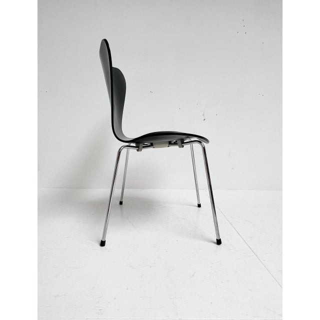 Set of Model 3107 Chairs by Arne Jacobsen for Fritz Hansen, 1990s For Sale - Image 6 of 11
