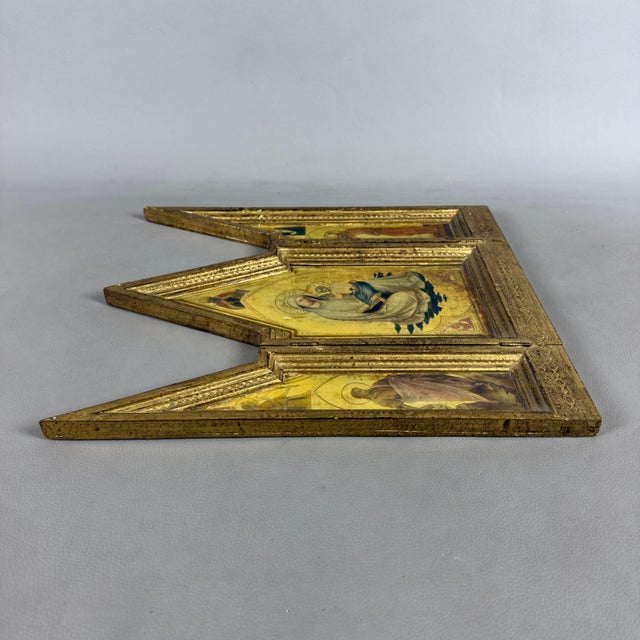 Mid 20th Century Vintage Italian Sacred Triptych Gilded Wood Gold Background, 1960s For Sale - Image 5 of 11