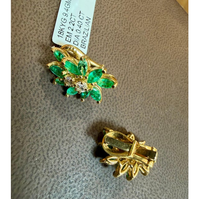 2.2Ct Natural Brazilin Marquise Emerald & 0.40 Ct Diamond Clipon Earring 18 KYG For Sale - Image 11 of 18