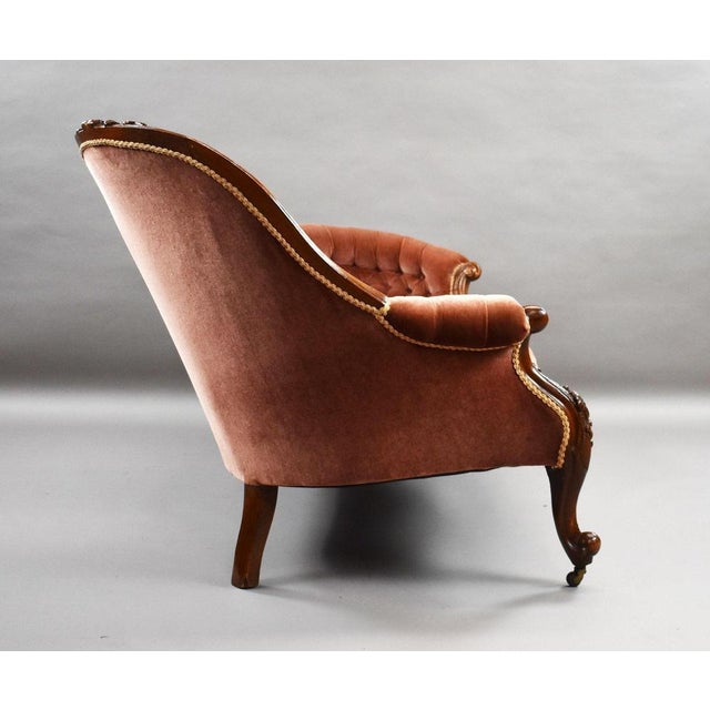 Victorian Carved Walnut Chaise Lounge Settee, 1860 For Sale - Image 6 of 9