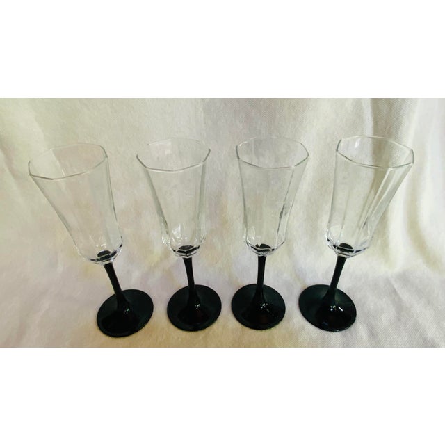 Vintage French Tuxedo Champagne Flutes | Arcoroc Luminarc | Set of Four For Sale - Image 6 of 12