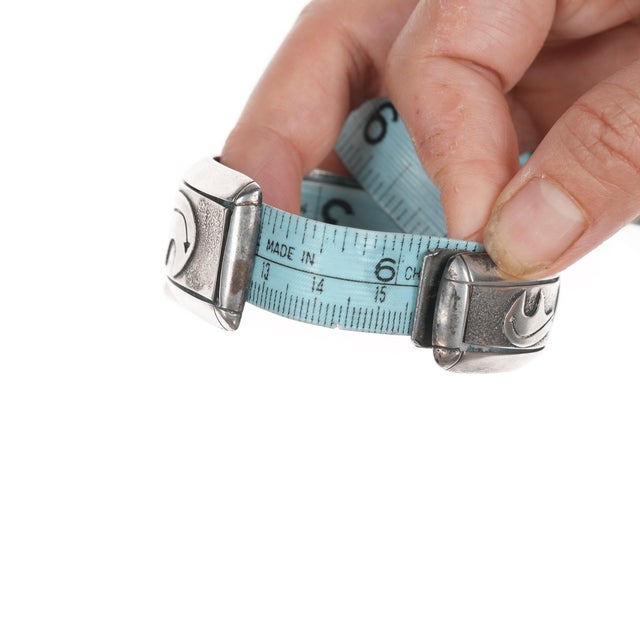 6 1/8" Jps Native American Channel Inlay Sterling Cuff Bracelet For Sale - Image 10 of 11