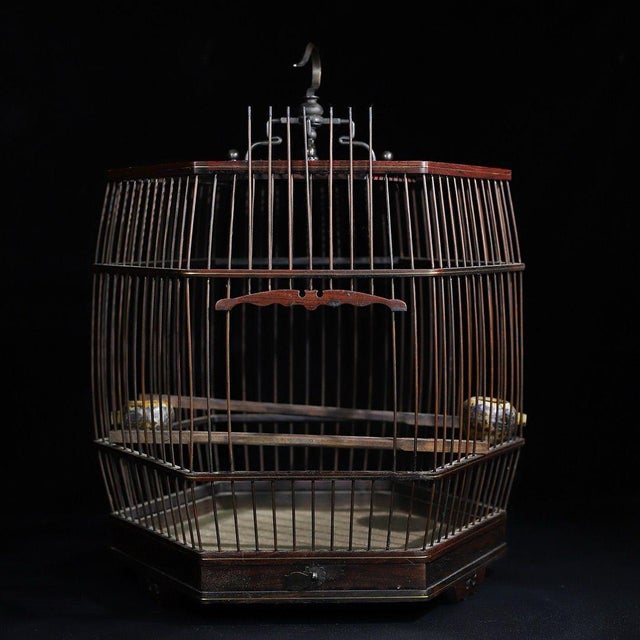 Vintage Chinese Huali Rosewood Hexagonal Bird Cage With Matching 60cm Wooden Pole For Sale In Los Angeles - Image 6 of 10