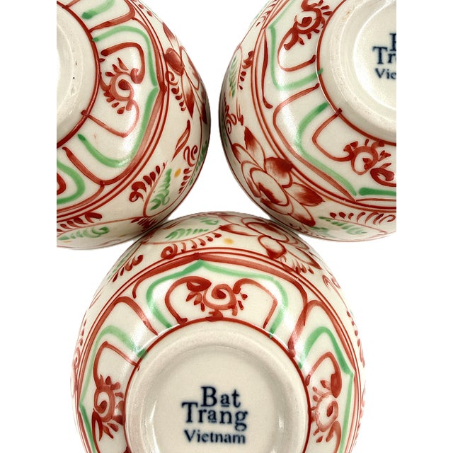 2020s Set of 6 Bat Trang Vietnamese Ceramic Multipurpose Bowls Hand Painted in Red and Celadon Lotus Floral Motif For Sale - Image 5 of 11