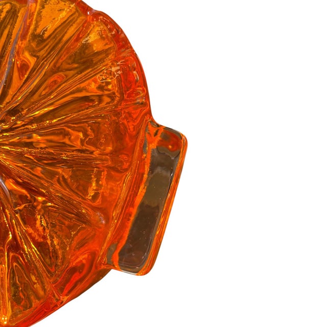 1960s Whitefriars Sunburst Tangerine Art Glass Vintage Mid-Century Vase, 1960s For Sale - Image 5 of 6