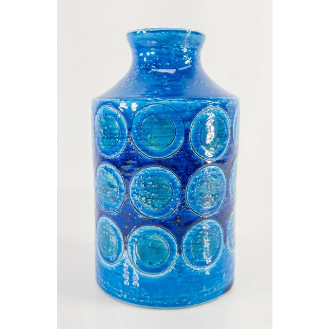 We are selling this stunning Italian Rosenthal Netter vase. The vase features circle decoration on a vibrant blue...