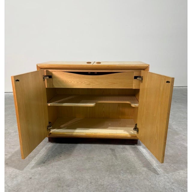 Postmodern Henredon Scene Two Burl Server For Sale - Image 3 of 17