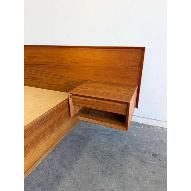 Danish Modern Queen Platform Bed For Sale - Image 10 of 18