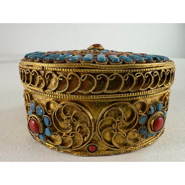 Mid 20th Century Handmade Solid Brass Fretwork Bejeweled Trinket Box For Sale - Image 4 of 8