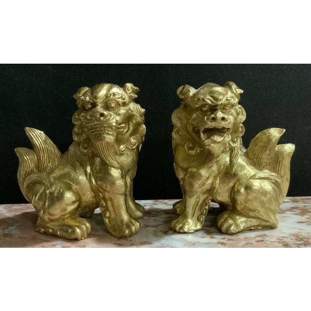 Chinoiserie Pair - Chinoiserie Style Gold Gilt Foo Dogs / Guardian Lions For Sale - Image 3 of 8