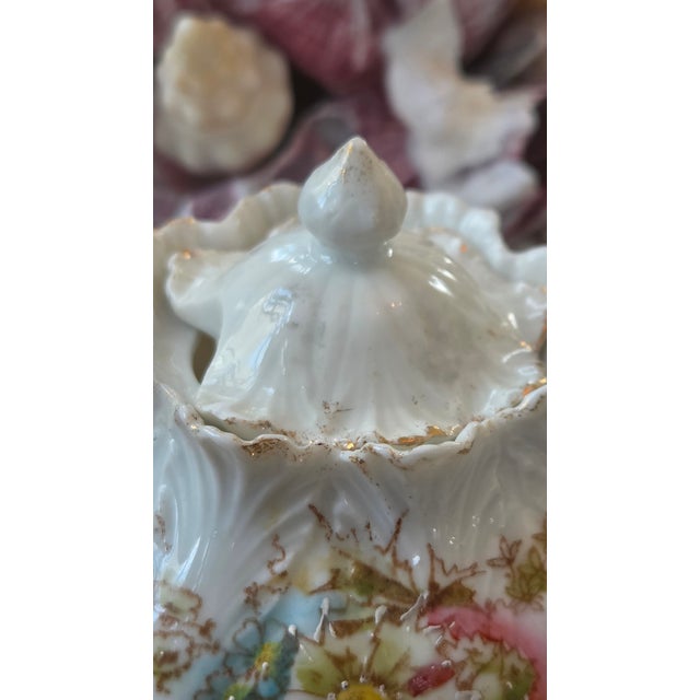 Early 20th-Century Japanese Floral Porcelain Petite Covered Sugar Bowl For Sale - Image 16 of 18