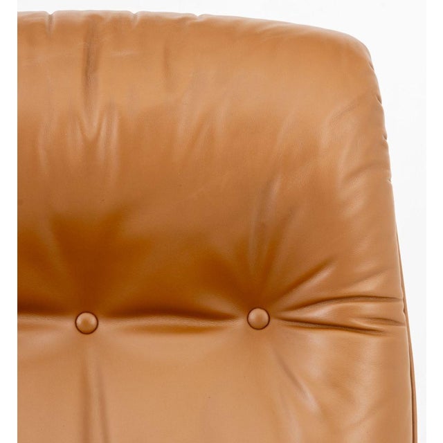 Modern Osvaldo Borsani Swivel Office Highback Chair P125 For Sale - Image 3 of 7