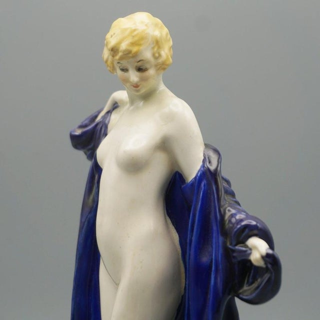 The Bather HN687 Figure from Royal Doulton, 1920s For Sale - Image 10 of 11