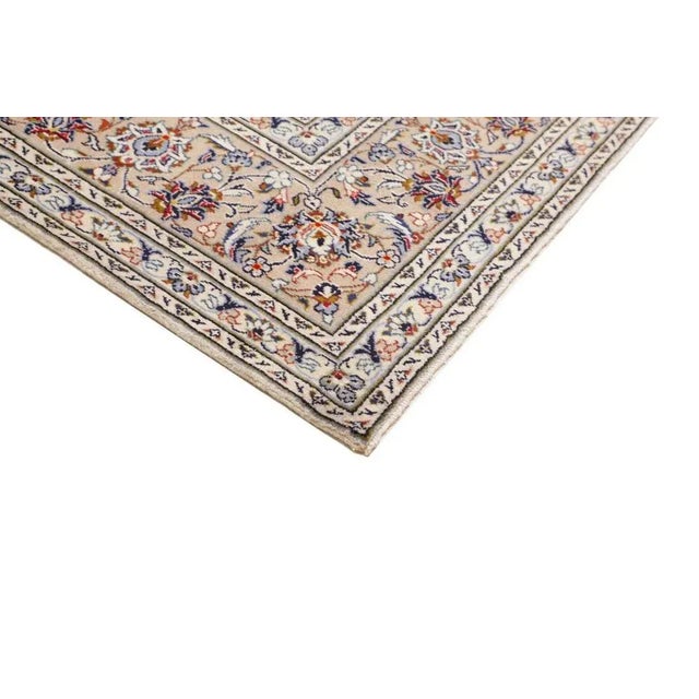 Kashan Rug in Hand-Knotted Wool For Sale - Image 5 of 11